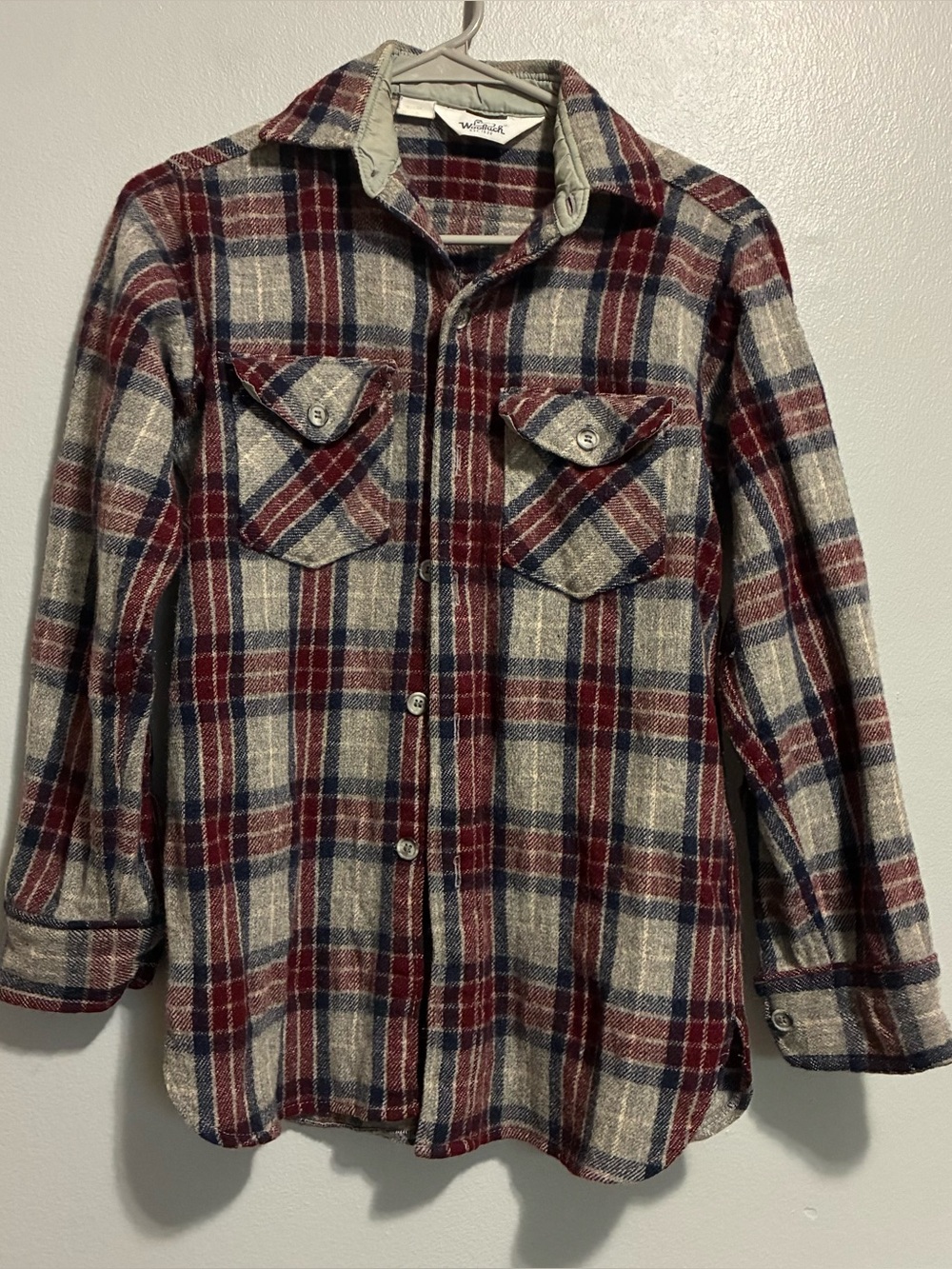 Woolrich Plaid Flannel Shirt Jacket Button Down Red Navy Cream Small Shacket